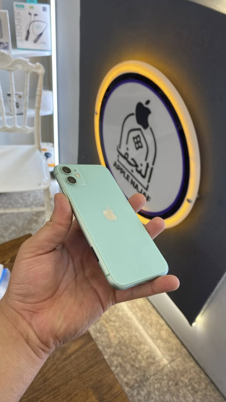 ً
11 عادي 
بطاريه 100‎%‎
ذاكره 128 
فيس ايدي شغال 
ب170 وبي مجال


**إذا كنت صاحب هذا الإعلان وتريد حذفه لأي سبب، رجاءا أرسل رسالة إلى الدعم الفني**