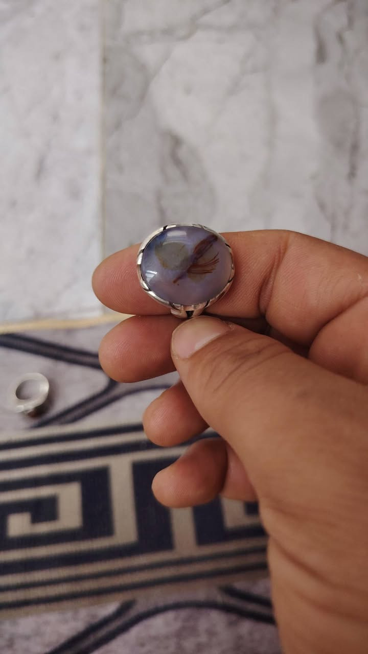 السلام عليكم يماني مصور قديم عدد عدد ٤
يماني مشمشي مصور
يماني مخطوط ذمه
سليماني معطف
عرج مرجان طبيعي اصلي 
سبحه كهرب قديمه للبيع الشراي يراسلني وات ساب
***********
