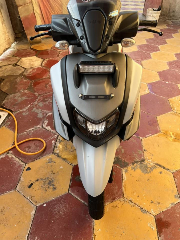 زت أر لبيع مديل 24 ماشيه 5600سعره مليونين 50مكاني رميثه رقمي ***********بي واتساب وياه هوايات موجودي  بيه شخوط بل كفرات قليله مكحله
