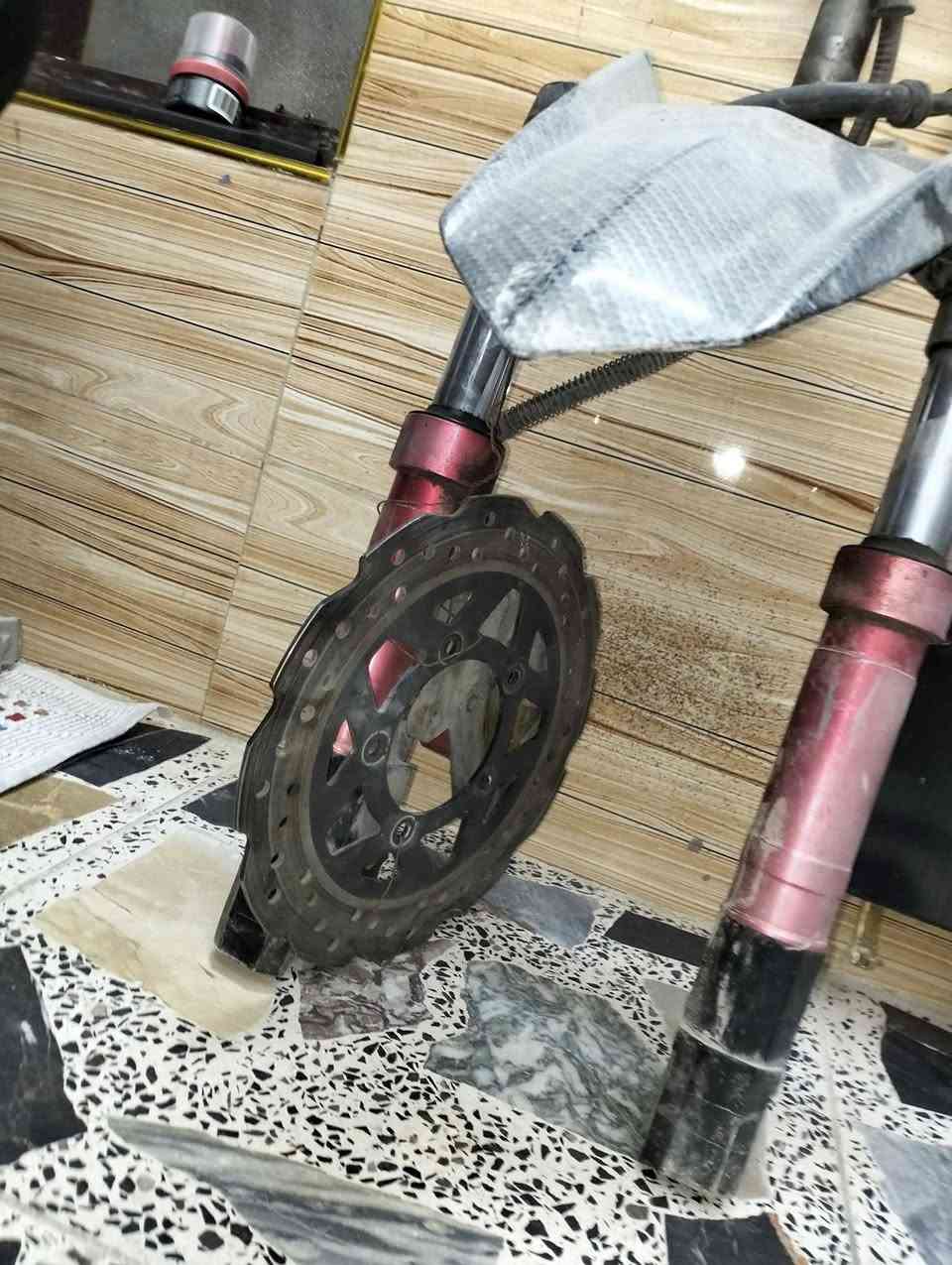 سلام عليكم ماشه مال سكنس فحل رياظيه و صدر مال عدله للبيع مكان بل مدينه يم وليد ابو الكص وهذا رقم***********
