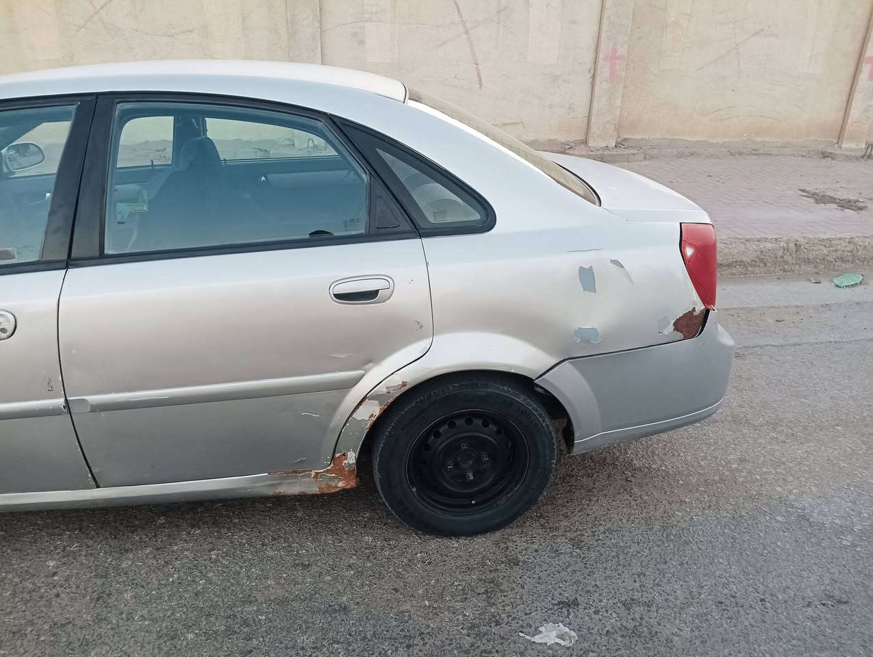 سلام عليكم 
اوبترا للبيع 2004
سياره رقم انكليزي تحويل ثاني يوم 
مكينه جديده بيها ضمان وكيرها 
مصبوغه احزام فقط بدون دواخل 
مكانها نجف
سياره حلوه ومال جناي 
سعرها 47 وبيها مجال مال جيه


**إذا كنت صاحب هذا الإعلان وتريد حذفه لأي سبب، رجاءا أرسل رسالة إلى الدعم الفني**