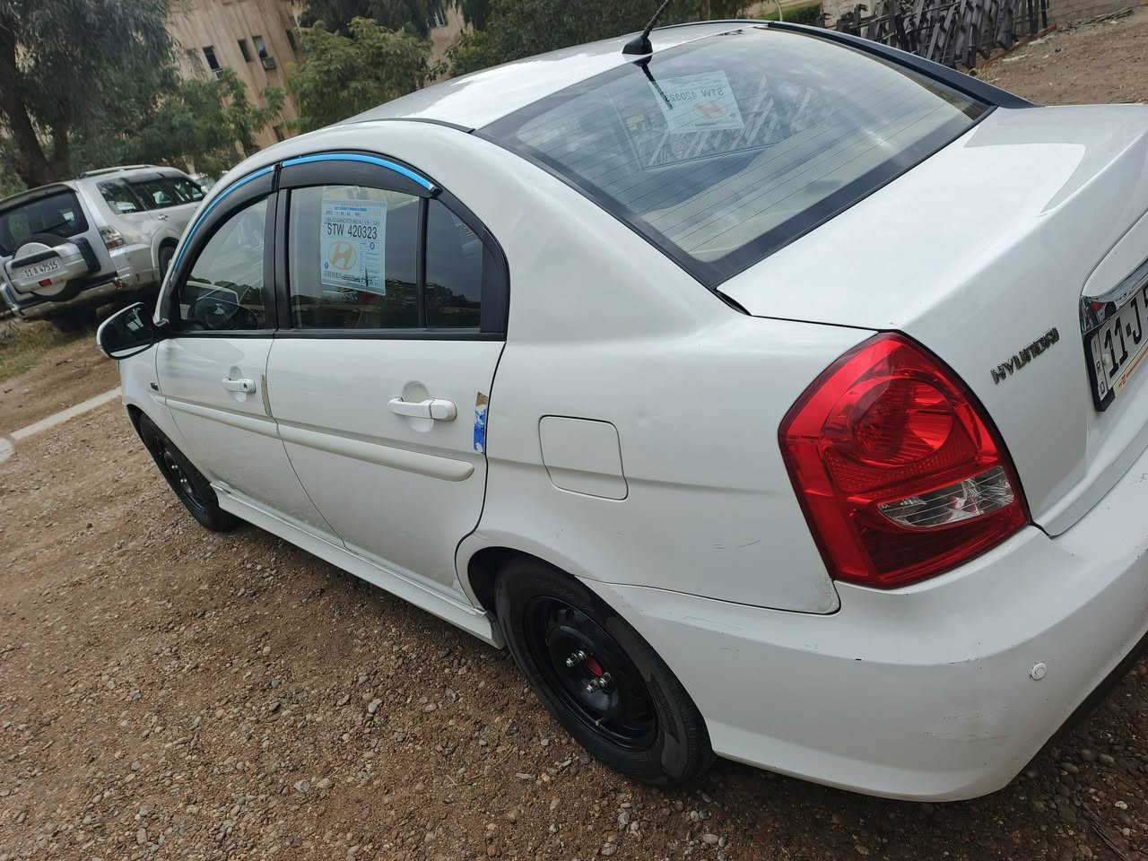 سلام عليكم سيارة للبيع اكسنت موديل 2011سيارة تبيد تتفئة مرحرك خير من الله بيهة بنيدوجاملغ سعر90 وبيهة مجال شي بسيط ***********,,***********, مكان بغداد ابو غريب
