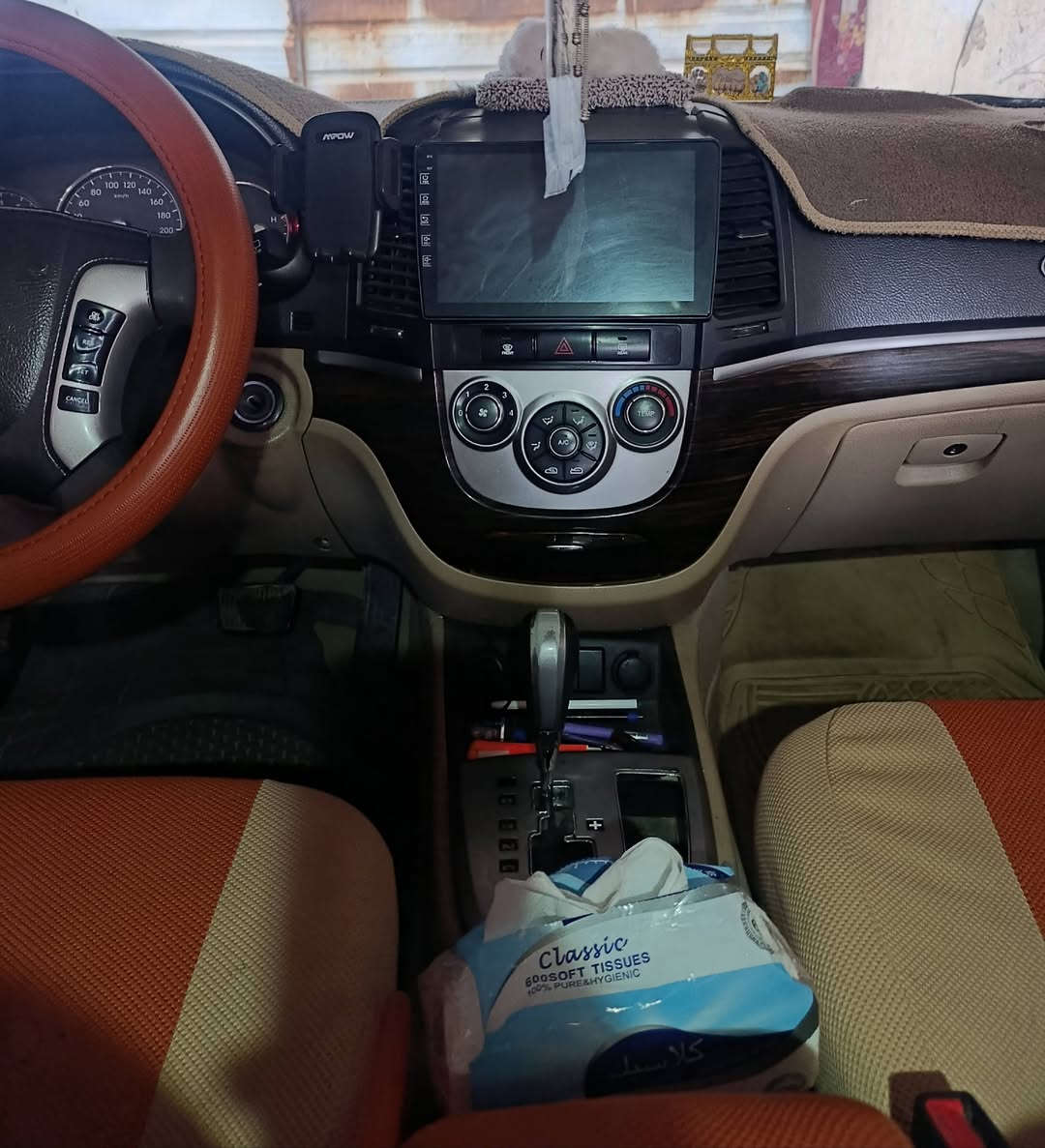 السلام عليكم
سنتافيا للبيع  2011 خليجي السياره جاهزه مكينه وكير وحداده

تبريد كله شغال 4سلندر سبعه راكب بيه صبغ حزام  المكان البصره .القرنه

السعر 128

***********
