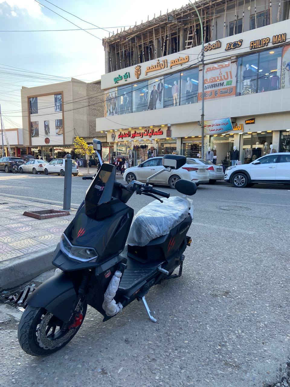 متاح دراجه تالج بومه الوحش 
ملف 2000 
ست بطاريات مسطره 
الون المميز اسود 
ماشي KM 400
تواصل ع رقم مكلف بل نشر 
*********** 
بسعر مناسب
