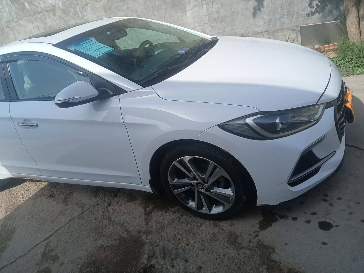 السلام عليكم حبايب النترا سوبر ٢٠١٨ خليجي السيارة رقم بغداد الجديد السيارة بيهة جاملغ الخلفي مصبوغ جهه السايق وبيهة دوسة عكس السايق بعدهة ع وضعهة ما معدلة  ماشيه ١٦٦ محرك كير تدفه منضومه تبريد جديده العنوان الدوره هور رجب مكلف بالنشر للستفسار اكثر اتصلو ع صاحب السيارة السعر ١٤٧ وبيهة مجال ما اجاوب ماسنجر الاتصال *********** او***********
