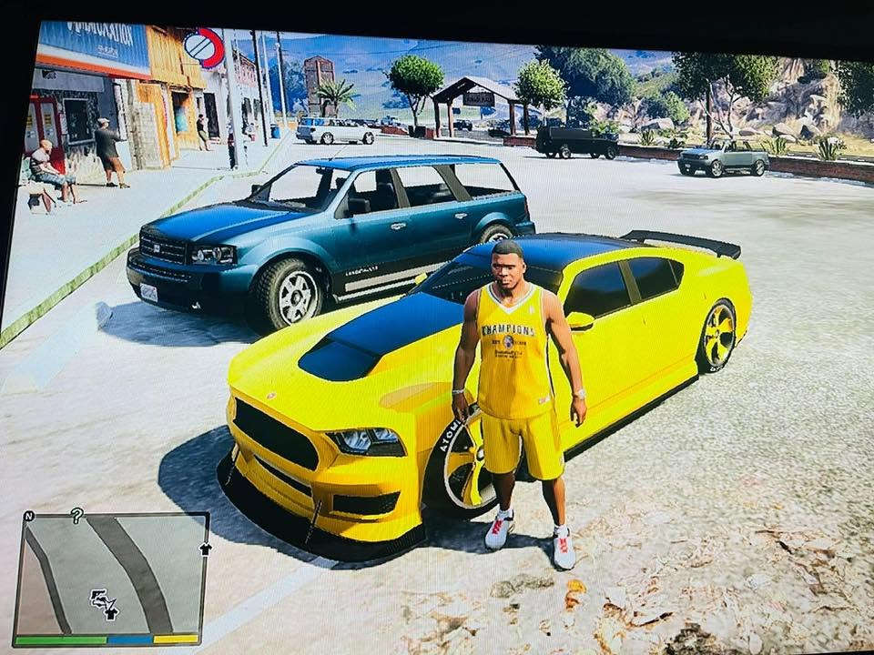 اكس بوكس 360سوبر سلم
العاب
gta5
gta sn
رديد 
تكن
مصارعه 
بيس2025
فيفا2018
اساسن كريد 
كولف ديوتي جزء  4 اجزاء 
ماينكرافت
فورزا من ورايزن 2 
ونسخه نادره عندي بيها جارجر حديث 
نيد فور سبيد
وبعد اهواي 
العدد74 لعبه
5جويستكات ودروكسون و5اقراص و74لعبه 155 الف قفل بدون عموله@ باقي تفاصيل خاص ناصريه مركز ***********
