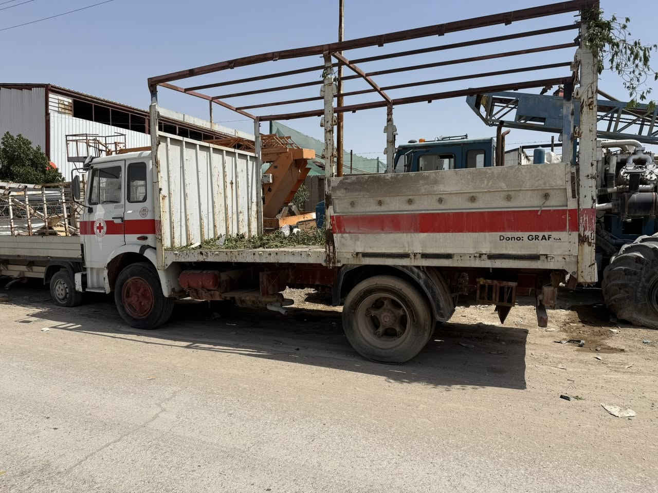 افيكو. مال مزاد للبيع بي كتاب مزاد ادوات بدون تسجيل.  ***********.  السيارة. جديدة.
