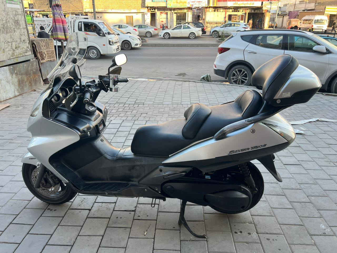 يالله
للبيع سلفر وينج مكينه 600
 فول مواصفات لونين
دشبول نفخ
اوفر مود
تدفئة بليدات
لايت زنون
بريكAbS
جامة قطعتين
جنطة مثلثة
شاشة كار بلي
مصدات هوه
ستان موبايل
قاعدة ماء
سستم صوت بلصندوك
الدراجه عليهه ادامة عامة من جميع النواحي
تايرات جدد
مكاني بغداد
سعر خاص او
***********
