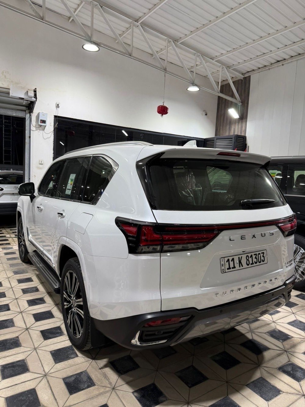 * شركة ذرى الخليج بغداد النهضة الشارع الثاني 
* ⁠سعد العبيدي (***********)
* لكزز LX 600 بلاتينيوم بانزين 2025 بغداد 
* ⁠العداد (1460 كم) بحالة الزيرو 
* السعر (210 مليون) رقم بغداد 
* ⁠سعد العبيدي (***********)
* ⁠الفئة: LX600 توين تيربو 
* ⁠الكراسي الامامية مساج (تدليك)
* عرض على الزجاج (داتا شو)
* ⁠رفع السيارة (جكات) شاحن وايرليس 
* ⁠السيارة تشغيل عن بعد ستائر ابواب 
* ⁠فتح الصندوق الخلفي اوتو 
* ⁠ويل كب قياس (22 انج) 
* ستيرن كهرباء ابواب شفط شفتات ستيرن
* ⁠ماوس تحكم وضعيات القيادة 
* 5 كامرات محيطية (360 درجة)
* ⁠داخل جلد احمر 
* السيارة (7 - راكب)
* ⁠رادار امامي - رادار خلفي 
* ⁠رادار جانبي (نقطة عمياء) 
* ⁠تحديد مسار قيادة ذاتية 
* ⁠لايت اوتو بصمة تشغيل بصمات ابواب 
* ⁠شاشة امامية كبيرة شاشة تحكمات 
* ⁠شاشات خلفية عدد (2) 
* ⁠فتحة سقف (سلايت) هاندبريك بصمة 
* ⁠الجنطة الخلفية كهربائية اوتو هولد 
* ⁠حافظة نضارات + كارت 
* ⁠كرسي السايق ميموري (ذاكرة)
* ⁠الكراسي الامامية كهرباء 
* ⁠كراسي الامامية تبريد وتدفئة 
* ⁠الكراسي الخلفية تبريد تدفئة 
* ⁠كراسي 7 راكب كهرباء
* ⁠ثلاجة وسطية جنطة كهرباء 
* ⁠تبريد شاشة تحكم ستيرن ترايش نفخ بالابواب 
* حساس امامي خلفي لايت ثلاث عدسات 
* ⁠مري طي كهرباء دوسات نيكل 
* ⁠قبضات ابواب نيكب ترايش ابواب نيكل 
* السعر  (210 مليون) رقم بغداد 
* العنوان :- بغداد النهضة الشآرع الثآني  شركة ذرى الخليج سعد العبيدي 
* ⁠للاستفسار هـ(***********)