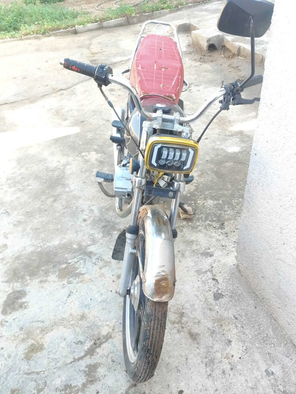 اعاده نشر بسبب لوعود لكاذبه دراجه سيفان مديل 21دراجه شلعه ومعدل خير من الله نقص باتري فقط. سعر 300وبيه مجال رقم ‏‪0774 794 4612‬‏
مكان بغداد جسر دياله لقديم
