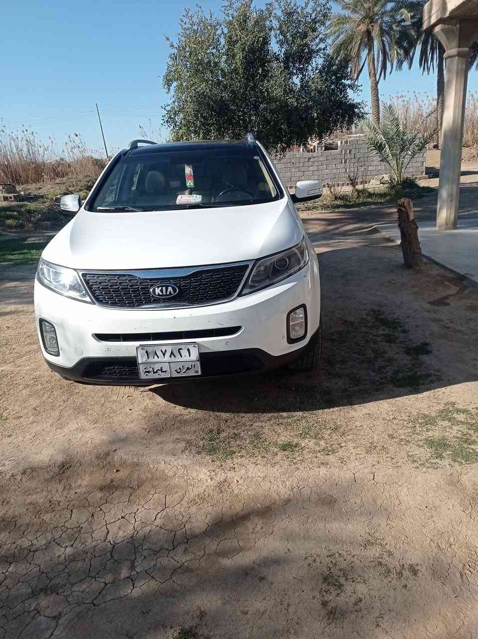 السلام عليكم للبيع كيا سورنتو 2014 مكفولة كفاله عامه فول مواصفات واحد على واحد محرك 2400 السعر 165 رقم *********** المكان بغداد اليوسفية من رخصت الدمن
