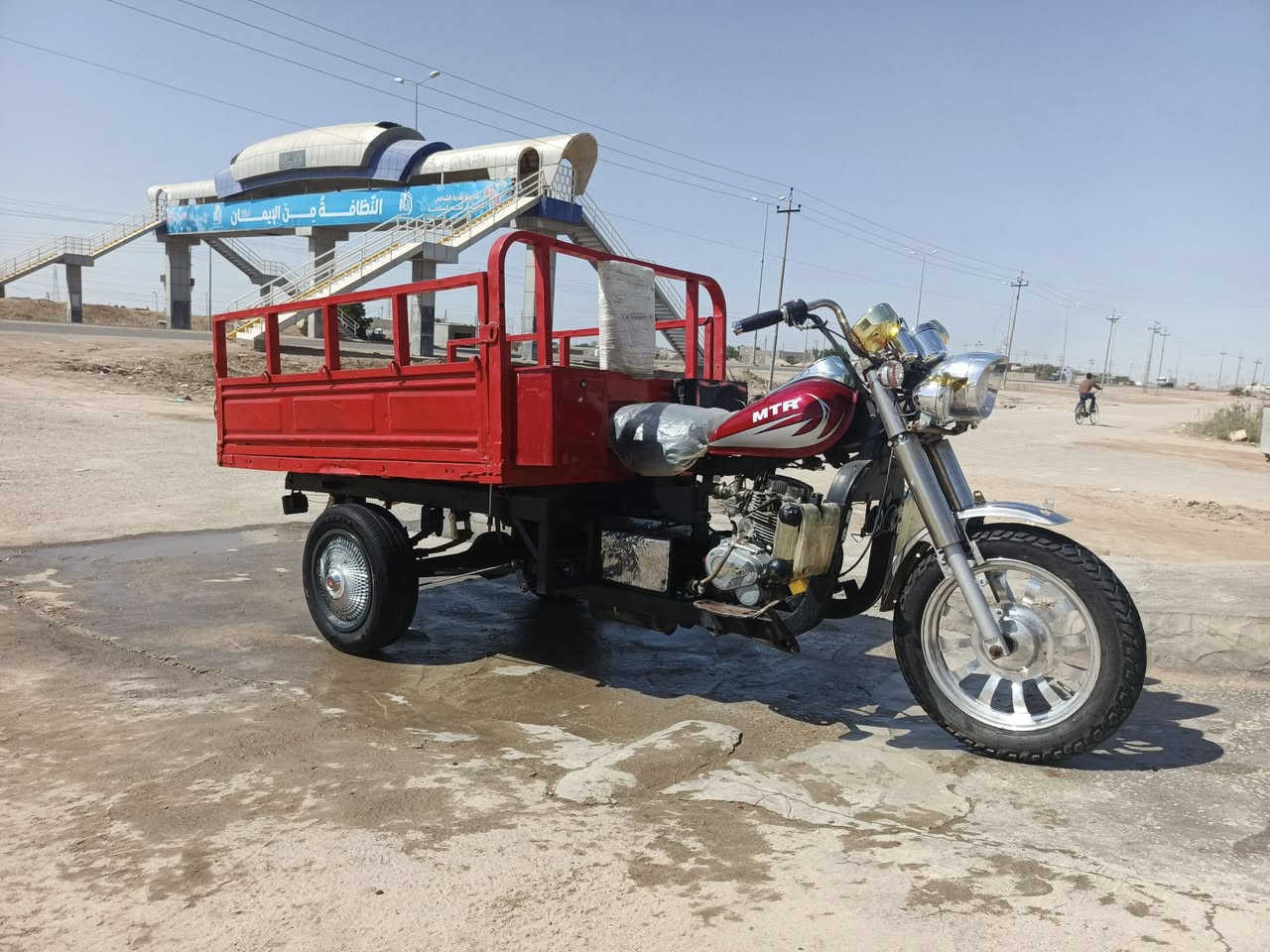 السلام عليكم ستوته للبيع موديل 14 اوراق ستوته نظيفه بس ماكينتها بيها بخار مكاني بصره دير***********
