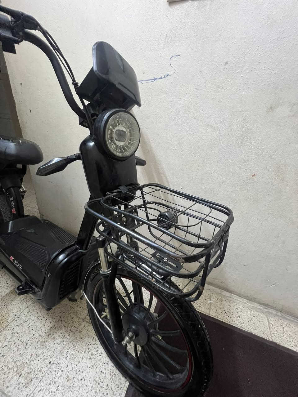 ماطور شحن للبيع
نضافه95‎%‎ 
مايعوزو كلشي والوكفيه موجوده الوره
5 بطاريات جديد يمشي 60
سعرو 225 وبي مجال شي قليل


**إذا كنت صاحب هذا الإعلان وتريد حذفه لأي سبب، رجاءا أرسل رسالة إلى الدعم الفني**