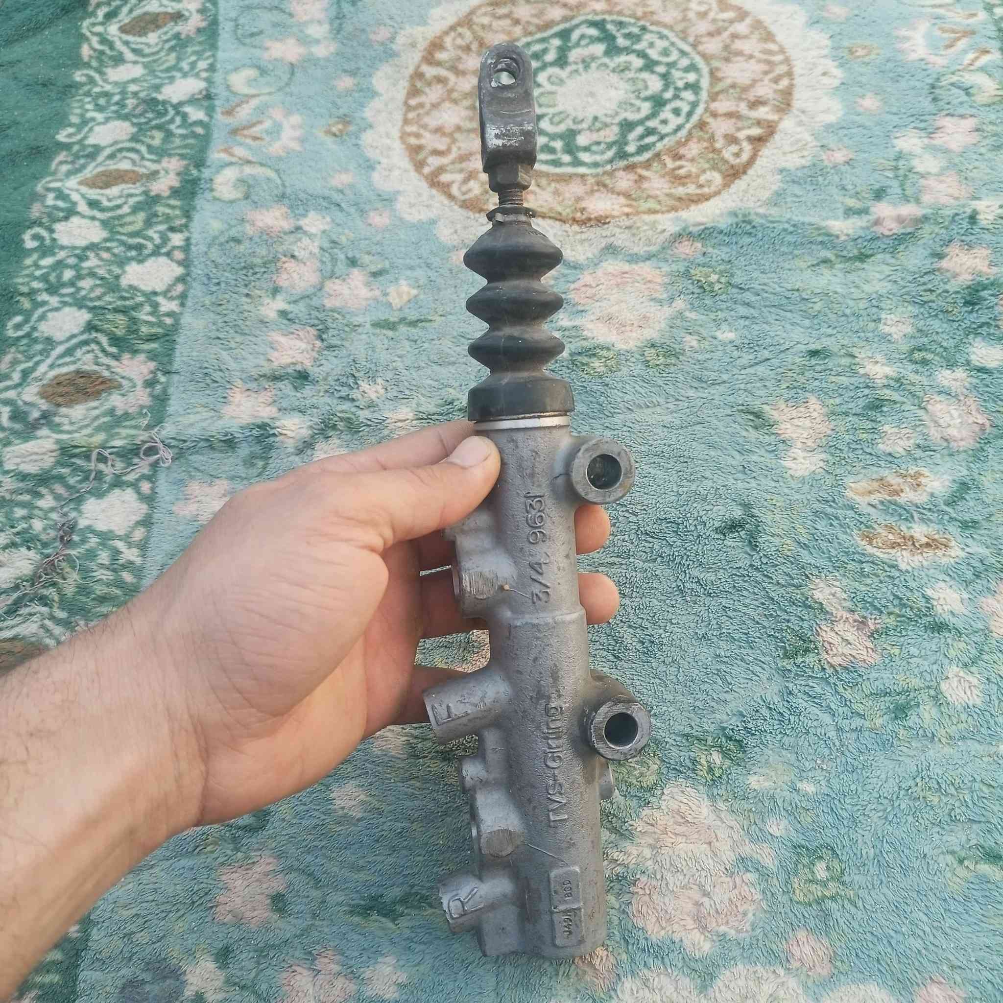 عنبار تي في اس مال شركة الاصلي كال المصلح عطلان بدلته وطلع الصوج مو منه رايده 15 الف شراي راسلني


**إذا كنت صاحب هذا الإعلان وتريد حذفه لأي سبب، رجاءا أرسل رسالة إلى الدعم الفني**