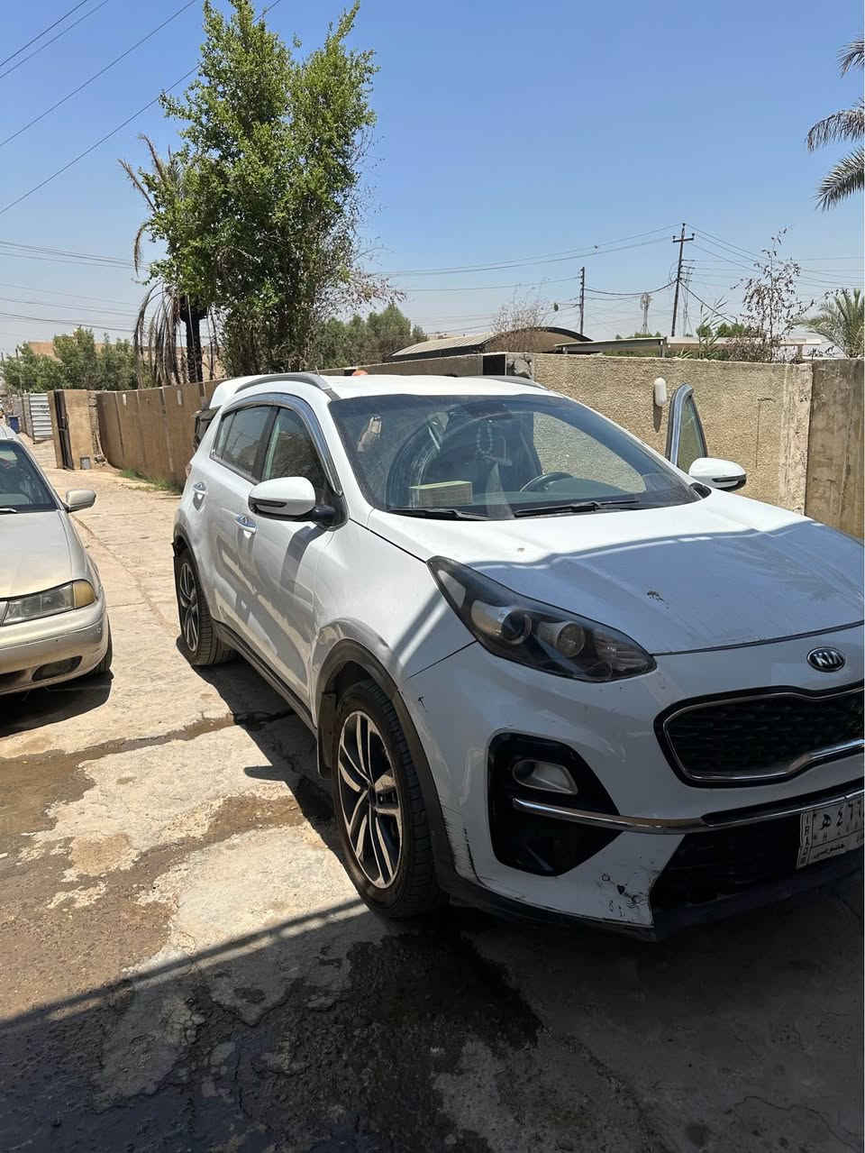 السلام عليكم 
سبورتج 2019 خليجي بدون صبغ وتبديل بيها طخات وشخوط 
محرك بي تبخير 
كير صدر تبريد مكفولات 
تخم تاير جديد 
رقم بغداد تحويل مباشر 
السعر :155 وبيها مجال بسيط 
مكاني البياع حي الاعلام 
رقمي *********** بغداد, العراق
