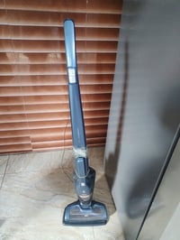 مكنسة كهربائية • شحن وكهرباء • تصغر وتتكبر