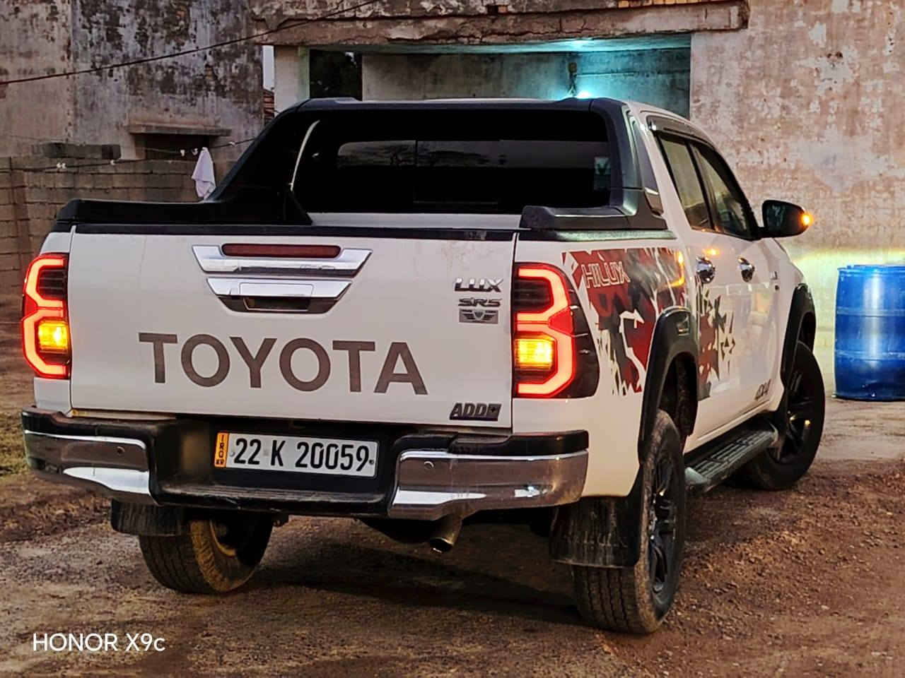 سلام عليكم من رخصت مدير الكروب سياره للبيع 2021     سياره مكفلوله ماشيه 136 رقم للاستفسار *********** ///*********** السعر 330ورقه
