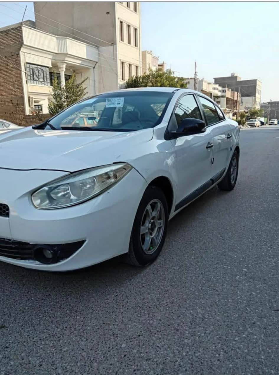 رينو فلاورنس ٢٠١٢كير ومكينه مكفول سنويه ٢٠٢٧الساره حلوه تكًلب وتشوف كدامك سعر ٥٥ورقه ***********السياره موجوده بالدوره وبالداودي بغداد, العراق
