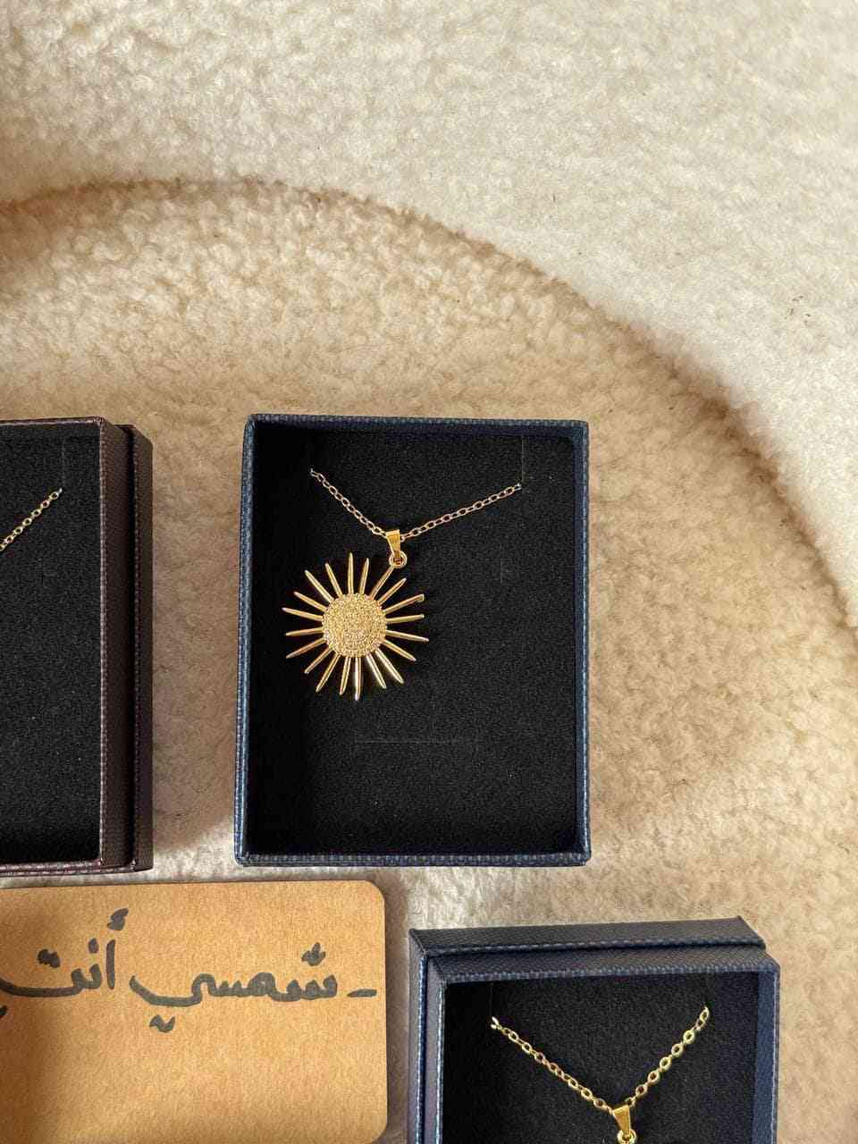 قلادة الشمس الترند متوفره بكل الاشكال الدرزن 40


**إذا كنت صاحب هذا الإعلان وتريد حذفه لأي سبب، رجاءا أرسل رسالة إلى الدعم الفني**