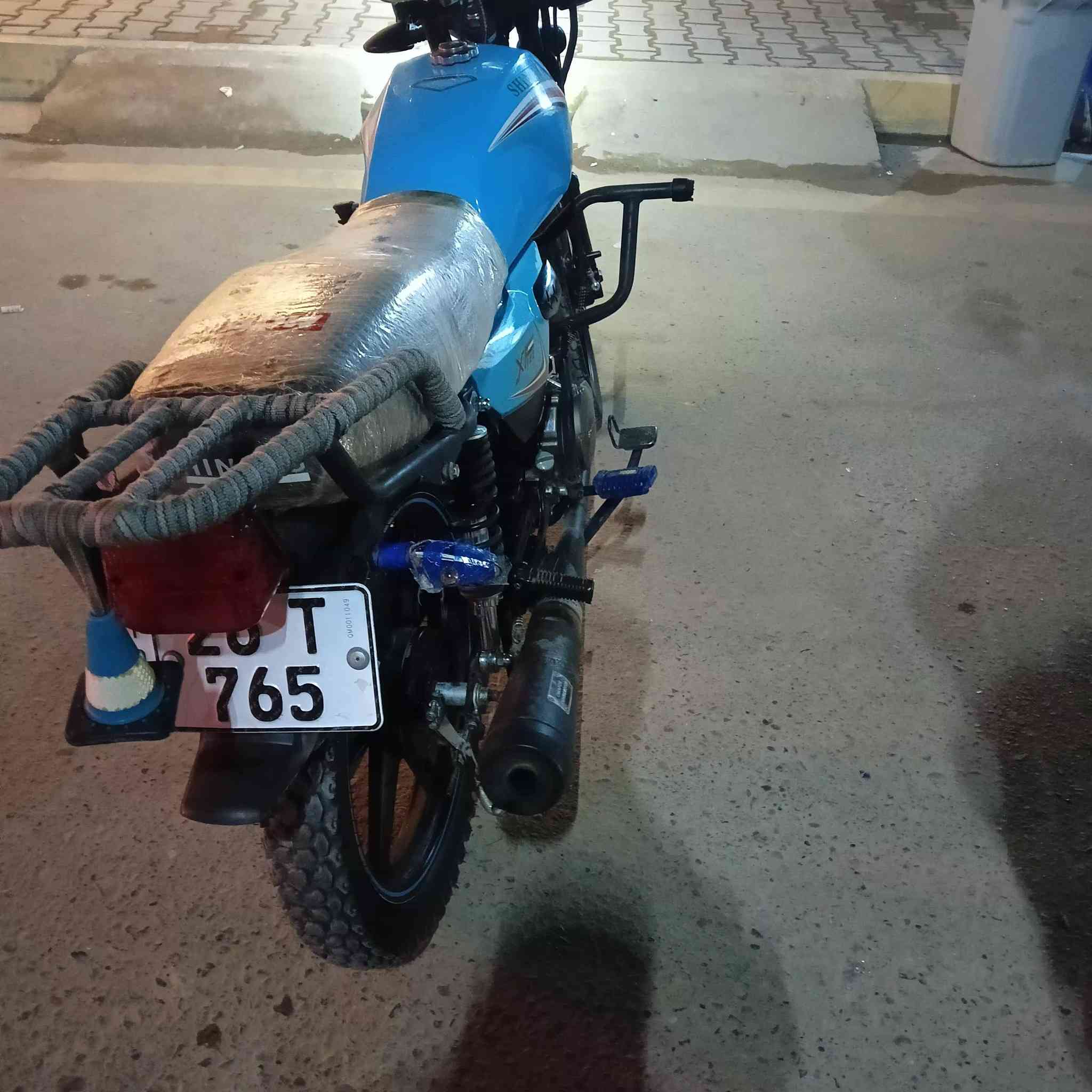 السلام عليكم دراجه شنك مرقم خير من الله شرط مكينه مامفتوحه ناعمه الدراجه انطخت ضررها فقط جاملغ ودشبول فقط دراجه مكفوله كله من كلشي يرادله نواقص كله يجوز ب50 الف رقم مميز خابر وتدلل سعر خاص رقم *********** متوفر واتساب واتصال
