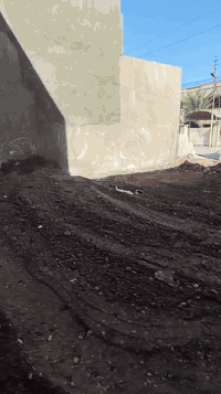 مستعدون الهدم الدور ورفع الانقاض للاستفسار الاتصال على الرقم ***********
