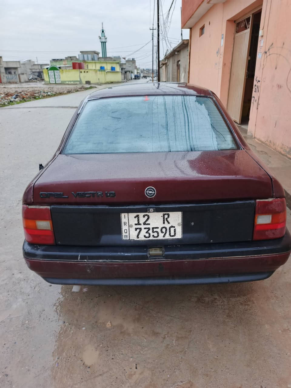 سياره حجم 18 موديل 92 محرك كير شرط شرط التحويلا لسعر 42 و مجال رقم تلفون *********** مكان موصل الساده البعويزه
