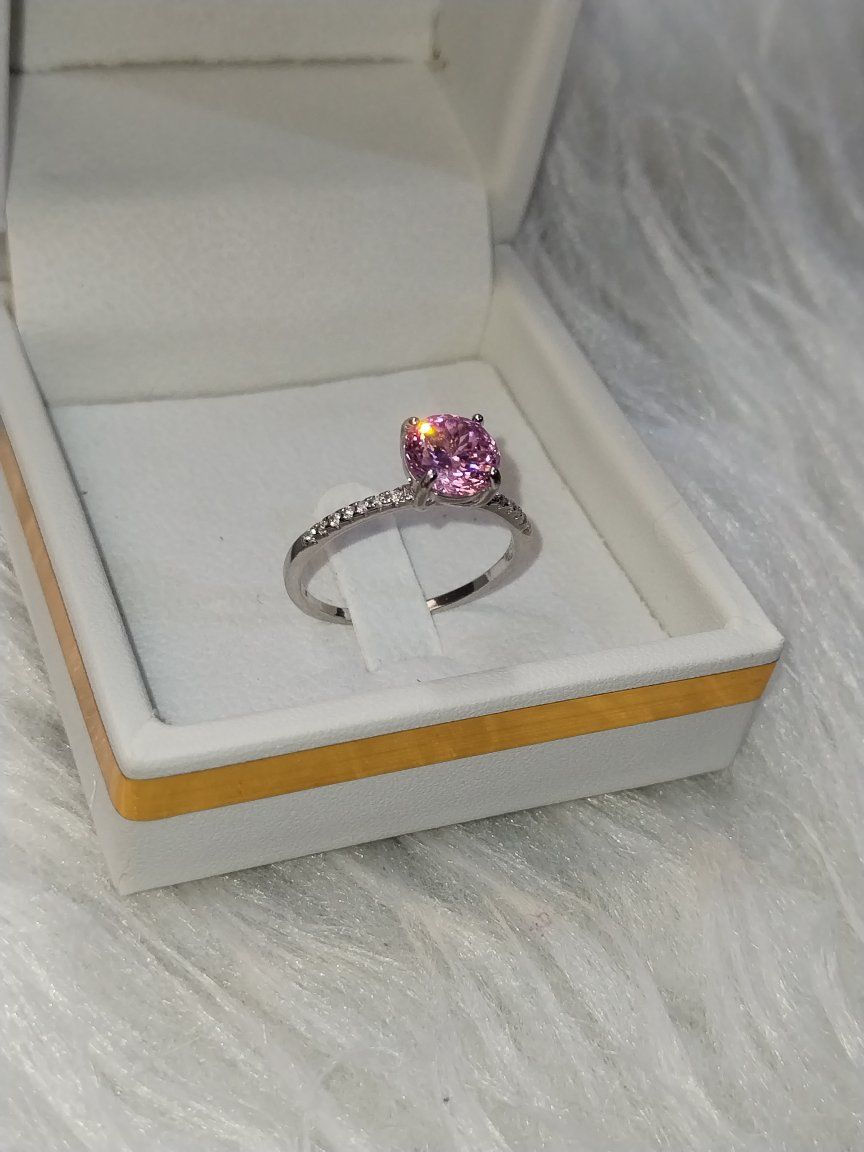 محابس فضه لبيع يوجد توصيل


**إذا كنت صاحب هذا الإعلان وتريد حذفه لأي سبب، رجاءا أرسل رسالة إلى الدعم الفني**