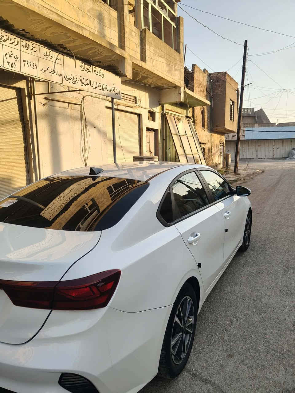 كيا فورتي موديل 2023 نص فول بدون ضرر كلين 
مكاني موصل جديده ***********

