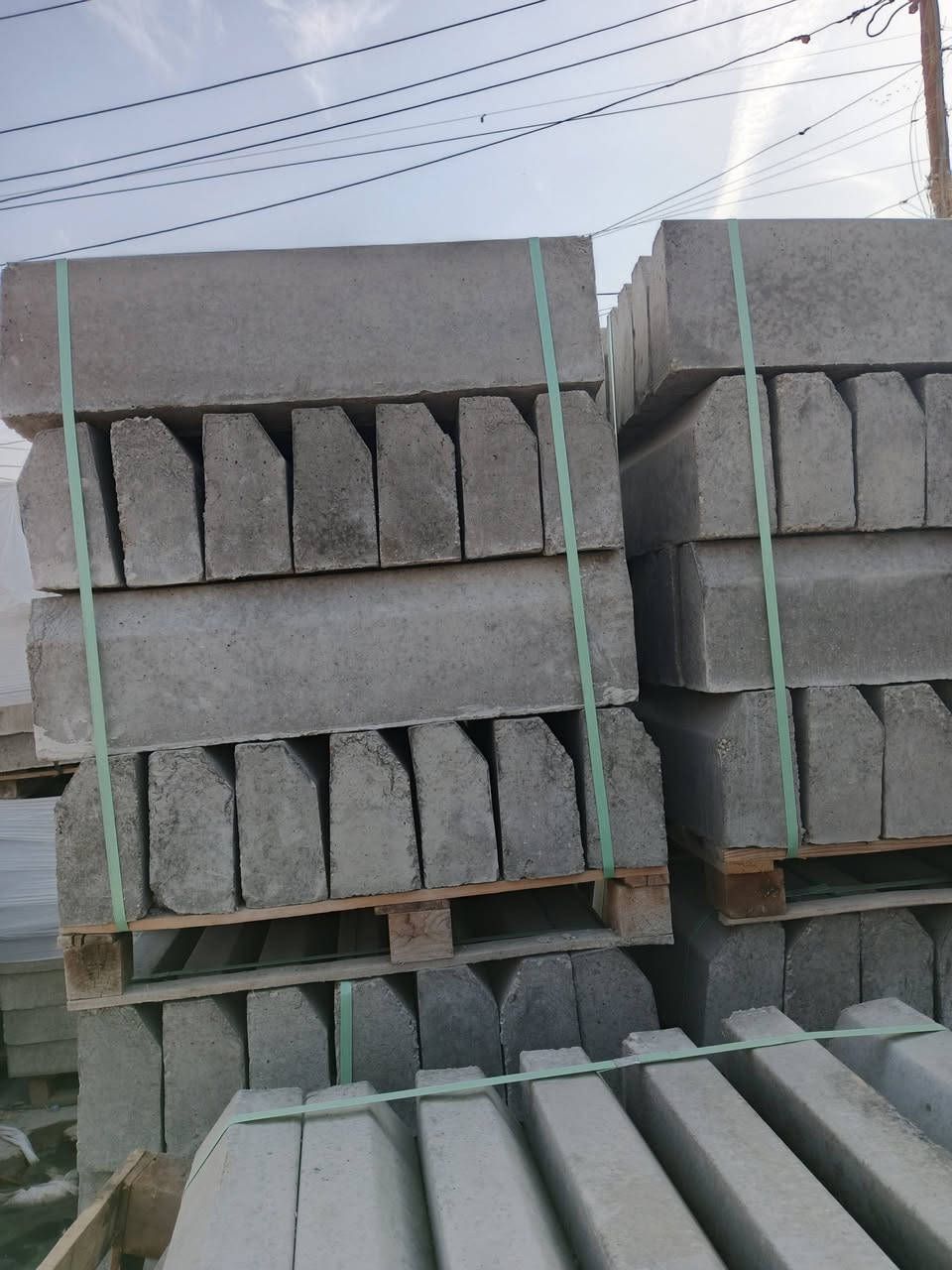 سلام عليكم. يوجد لدينا مصاطب......وسنادين......ويوجد لدينا #الاشتايكر   ..
يتوفر شتايكر سطح 80×80 
ويتوفر شتايكر 60×40
ويتوفر لدينا الملون السداسي 
ويتوفر لدينا #البلوك 
ويتوفر لدينا #رصيف                           عنوان بغداد الكماليه  رقم الحجز
ويتوفر لدينا #السواقي 
ويتوفر لدينا #المقرنص 
ويتوفر لدينا #المصاطب                                        ***********بيه واتساب
ويتوفر لدينا #السنادين
ويتوفر لدينا #لاين مال حدائق
ويتوفر لدينا #الكاشي ......الموزاييك .....والمرمر
للاستفسار او الحجر #واتساب ***********
