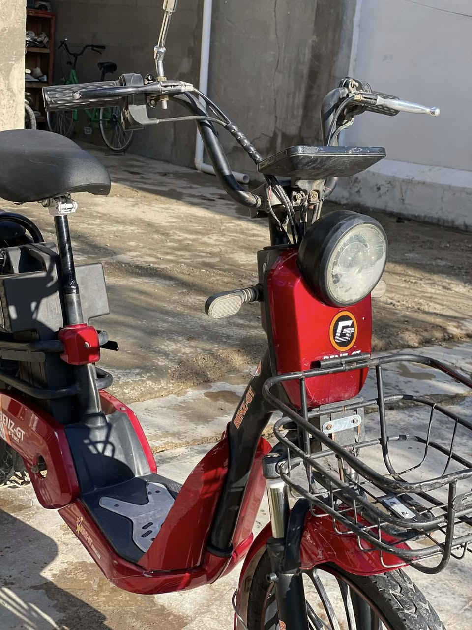 السلام عليكم بايسكل شحن للبيع موديل ٢٠٢٤ كله كامل بطاريات جدد عل فحص حجم ٢٠ السعر ٢٥٠ بي مجال مكان ديالى بعقوبه التواصل عل خاص او رقم (***********)
