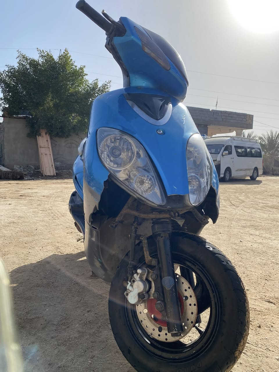 سلام عليكم دراجه سيام    مكفوله كفاله  عامه محرك  مكفول مكان سياحي طوريج *********** لسعر ٣٥٠ وبيهة مجال
