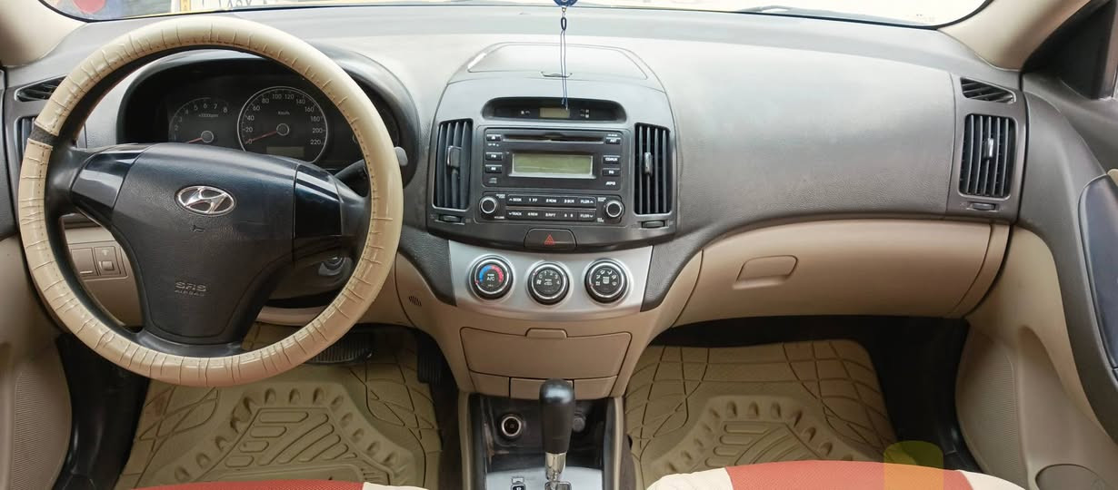 اسلام عليكم النترا موديل 2011 رقم نجف مشروع وطني تحويل ثاني يوم (بسمي) وارد خليجي شرط مكينه وكير كفاله مكان سياره (نجف)  سعر (100) بيه مجال للستفسار للاتصال على رقم ***********
