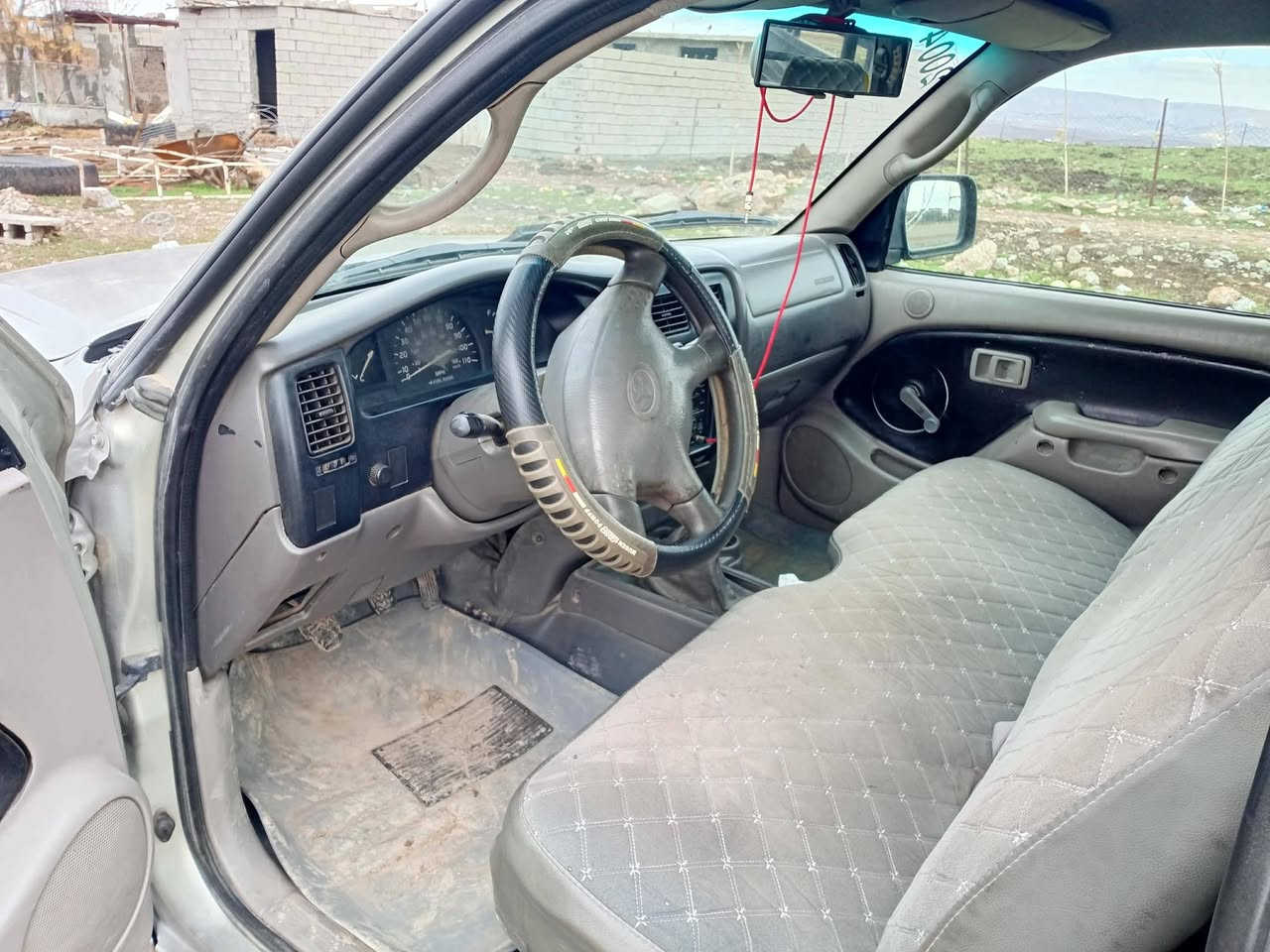 توێتا پیکاب   مۆدێل 2004
مەکینەبەخ 
تەبرید ثلج و سوکان باوەر ، سنویە جدید 2029 .
بیتاقە بنزین .
 مکان جــمــجمــاڵ 
***********
