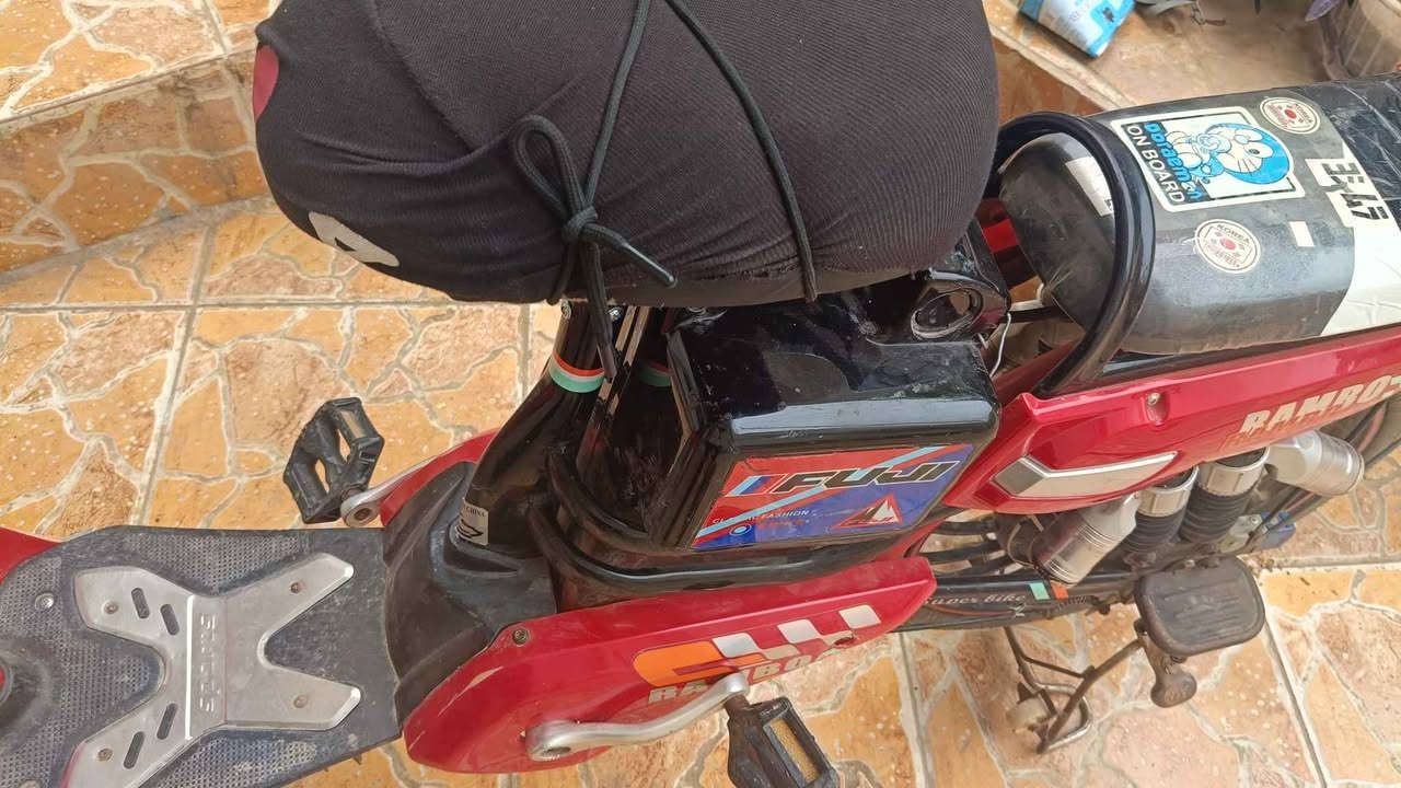 ماطور كهرباء للبيع هورن ما يشتغل بس باتري مالته زين ٨٠٪ ويؤدي يجيب ما بيه مشكلة حجمها ٢٠ ، كركوك طريق بغداد كركوك, العراق


**إذا كنت صاحب هذا الإعلان وتريد حذفه لأي سبب، رجاءا أرسل رسالة إلى الدعم الفني**