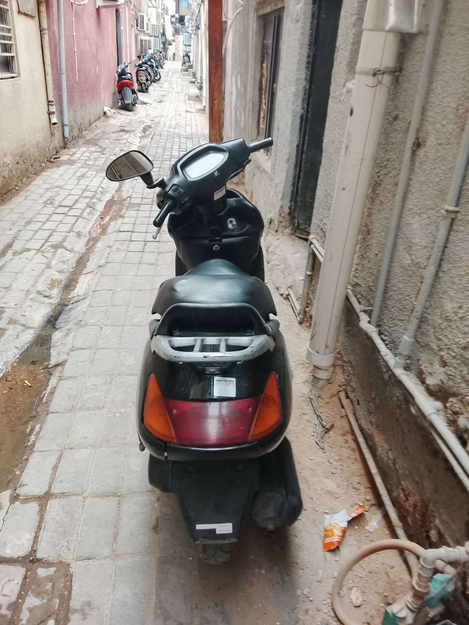 سلام عليكم دراجه للبيع سبيسي ياباني دراجه وكاله من تاير لتاير مكفوله اوراق كامله مكاني بغداد ***********
