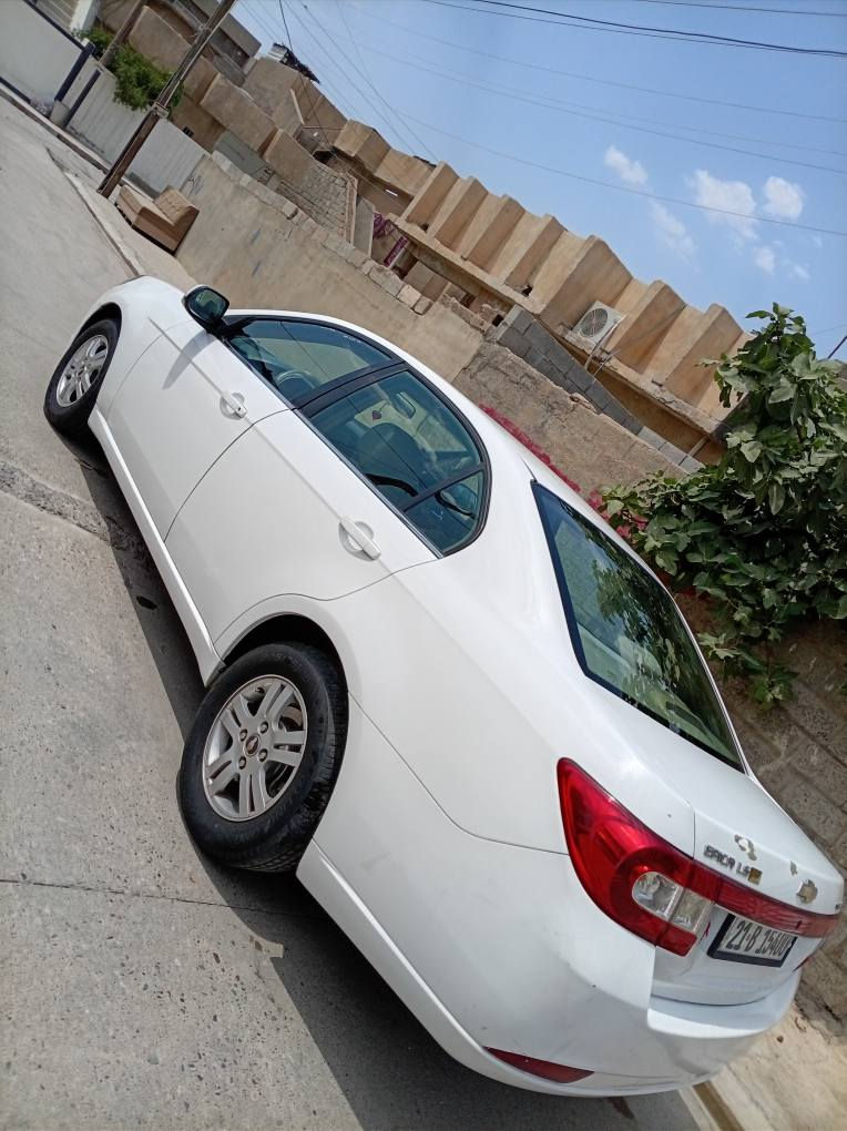 شوفرليت ابيكا موديل٢٠٠٩
كير محرك بشرط سته سلندر تبريد ثلج 
سنويه جديد ب اسمنا صبغ جامرلغ واحد بدون دواخل سعر ٨٢بي مجال قليل شراي خابر 
***********مكان كركوك للبيع فقط كركوك, العراق
