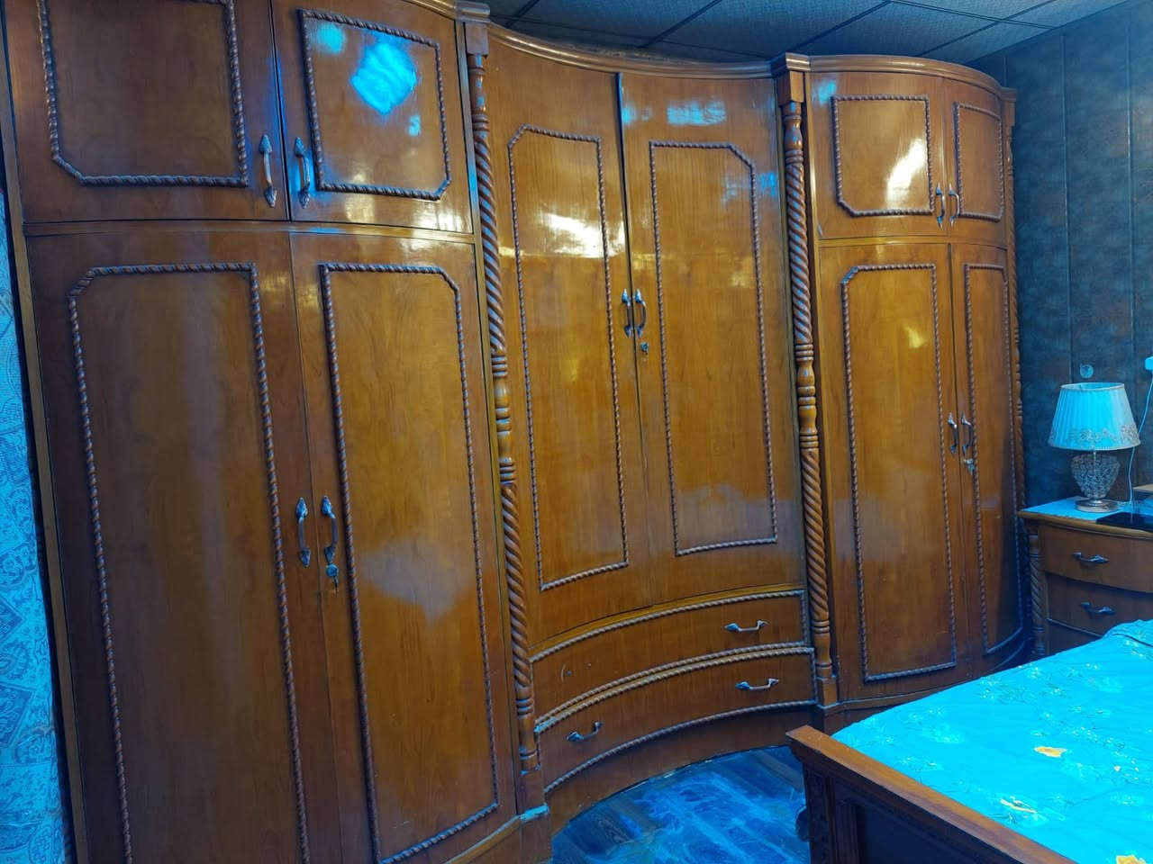 غرفة نوم صاج تفصال سعر ب700العنوان كراده بيها فقط عيب واحد


**إذا كنت صاحب هذا الإعلان وتريد حذفه لأي سبب، رجاءا أرسل رسالة إلى الدعم الفني**