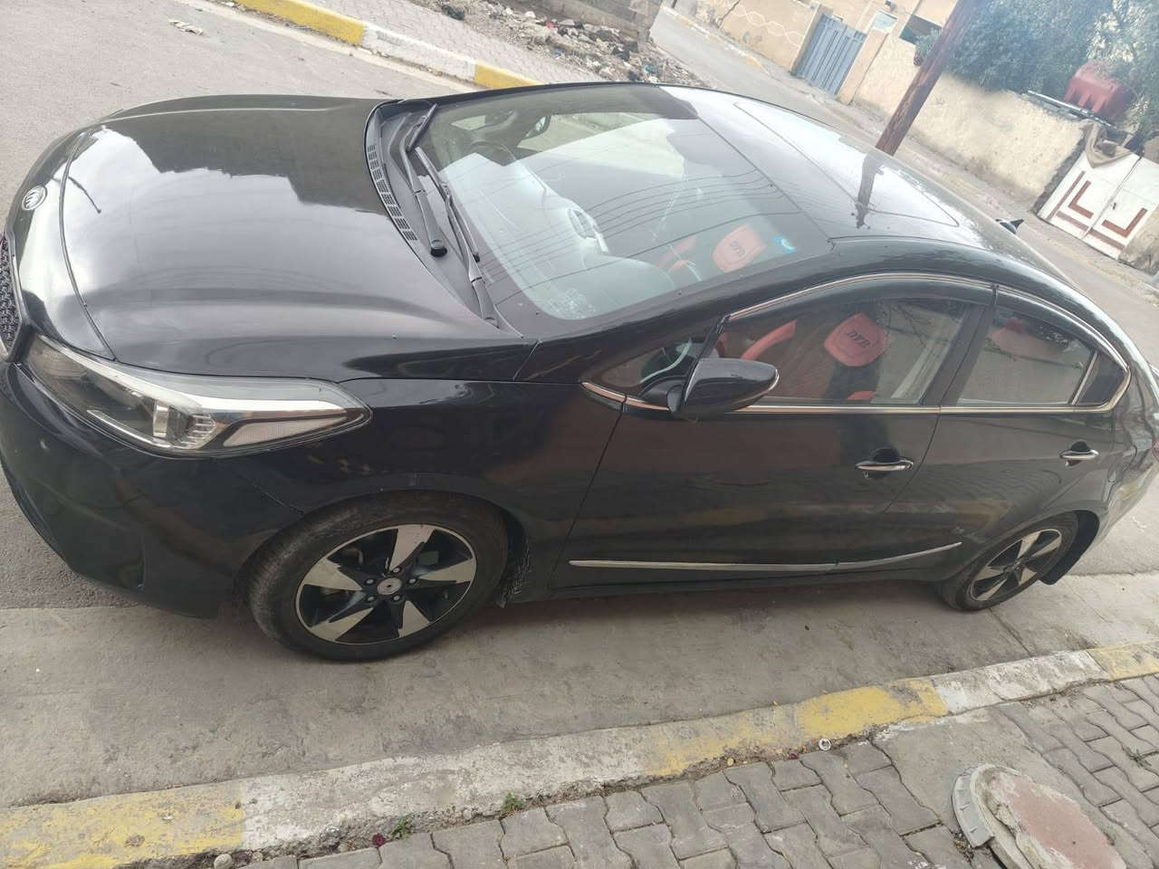 سيراتو ٢٠١٧ خليجي اسود
محرك ٢٠٠٠ دوش
رقم بغداد ( مشروع وطني ) 
فول مواصفات 1/1
بصمة ترحيب وبصمة تشغيل
فتحة سقف 
فول تحكم ستيرن 
تدفئه  بالستيرن 
تبريد قطعتين 
تدفئه تبريد اربع كشنات امامي خلفي
نقطه عمياء
رادار جانبي
حساسات امامية وخلفية
مري شفط + اشاير
انارة ترحيب بالمري ويدات البوب
درايف مود ايكو وسبورت 
كشن كهربائي وخزن ميموري
كشنات جلد
صدر جديد قبل اسبوع شادة بااستثاء الدبلات 
السيارة مصبوغه حزام للجمالية اثر جراد ( مكفولة من الضربة ) 
السعر  98 $
للاستفسار الاتصال ***********
