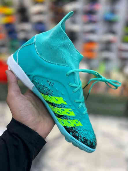 شباب سلام عليكم يوجد قطع اصليه خياط خارج وداخل للاتصال والاستفسار رقم ***********
