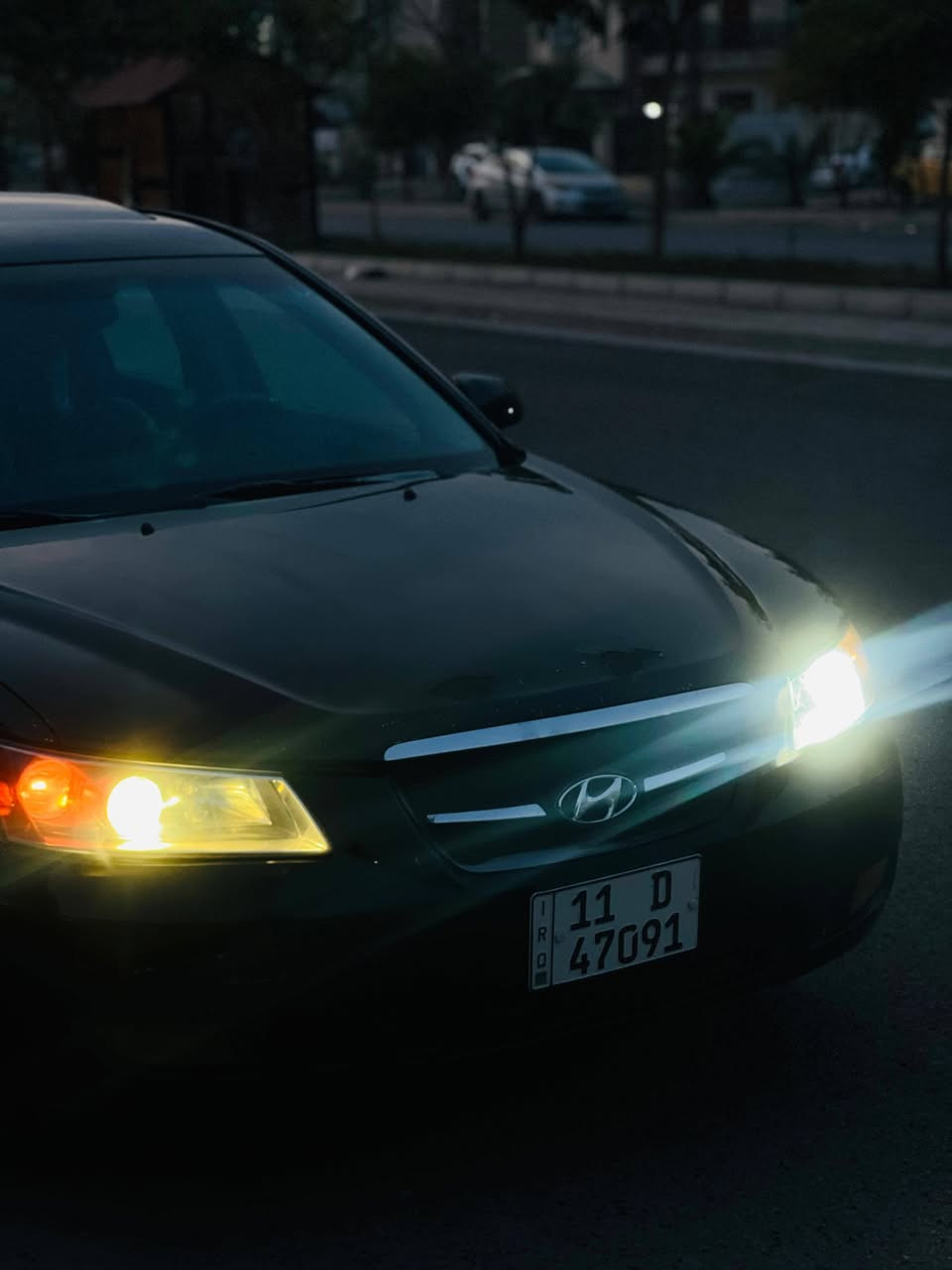 السلام عليكم 
هونداي سوناتا 2007 وارد امريكي 
حادث امريكا   بنيد وجاملغ وبالعراق بيهة طخطخات بصيطه  صبغ احزام ونضافة الكشر مبينة كبالكم بل صور 
مكينة 6v-3300 بدون أيـي نقص او صوت

فول مواصفات لمتدد
كشنات جلد تدفئة وكهرباء 
تحكمات ستيرن 
فتحة سلايت 
شاشة بلادية 
حساسات 
كامرة دوارة 
داخل اسود جلد 
نضام ايكو وعادي واوتو 
والسيارة جاهزة خير من الله مناقصهة شي 
السعر 88 وبيهة مجال بسيط حك الجية رقم بغداد الجديد سنويه وهزه جديده بسمي 
مكاني بغداد حي الجهاد الشهداء 
*********** بي واتساب
