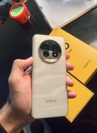 ريلمي 13 برو بلاس …. مساحة التخزين 512 كامرة يصور القمر وشاشة منحنية  ...