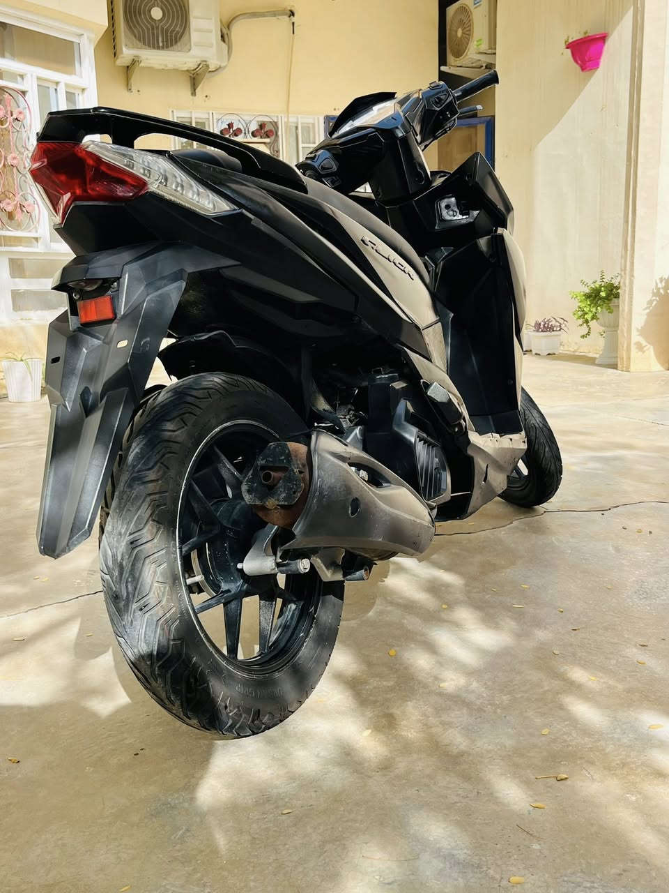 هوندا كليلك للبيع
دراجة نضيفة ومرتبه 
دبلات نضاف 
تايرات جديد
النضافة مثل ما وضح كدامكم
شلعه ومعدل خير من الله 
السعر 375 وبيها مجال
المقدادية شهربان
***********
