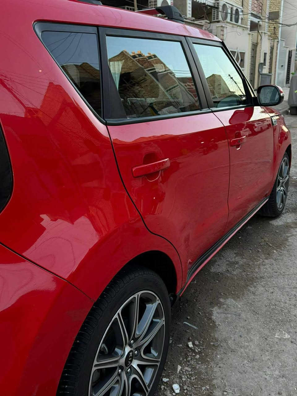 السلام عليكم للبيع كيا صول 2019 ماشيه 45 الف السياره صفاحها موس فول مواصفات عده الفتحه مواصفات Gt تحكمات ستيرن جهتين كشنات جلد  وموصفات ال gt معروفه كير مكينه صدر تبريد مكينه 1600 تيربو بانزين عادي وراد أمريكي ضرر بنيد مبدل وصبغ جاملغ امامي وخلفي السعر 120 وبيها مجال مكاني بغداد الصليخ شارع ال600 ***********
