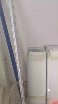 رفوف • خزائن • للبيع