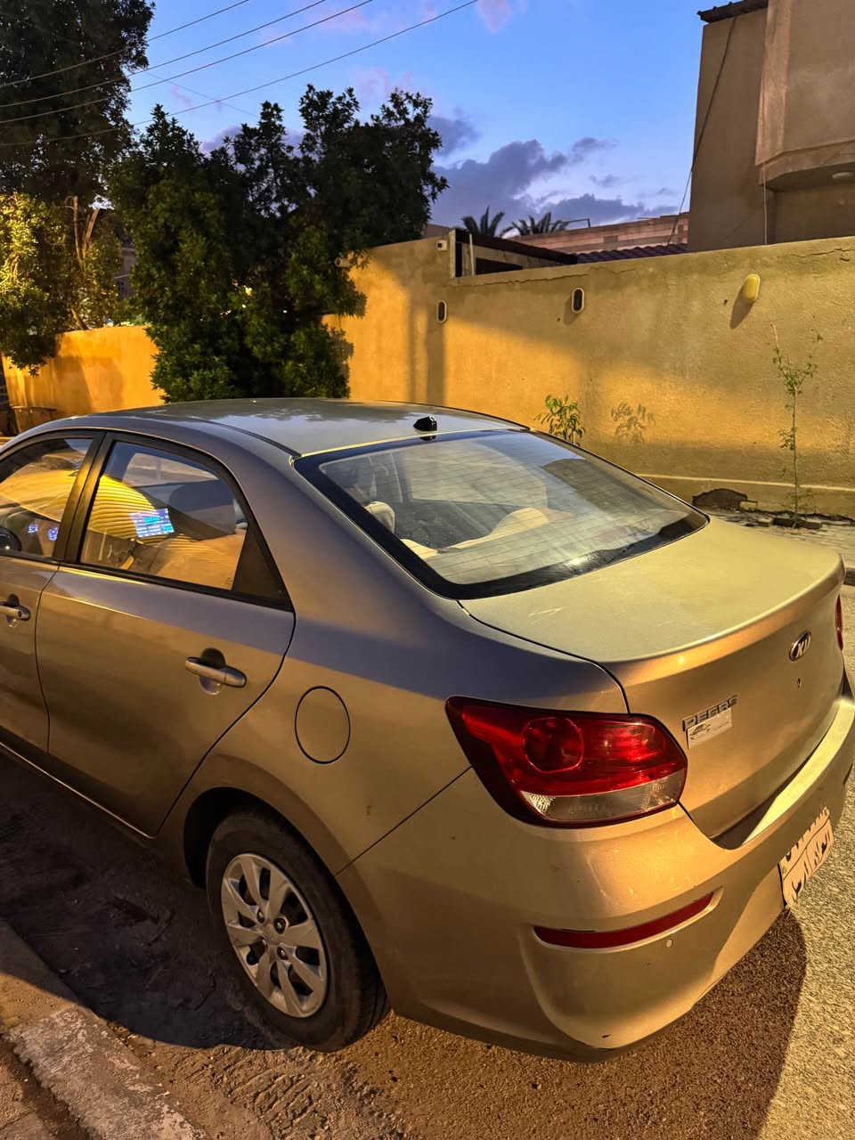 كيا بيكاس خليجي 2020 ماشيه 51 الف رقم اربيل منتهيه سنويه سنه 2025 وكاله بدون اي حادث مكفوله تبريد فول مكينه 1400 كله بانزين محسن احطله شادله شاشه بالسياره دواخله نضيفه السياره ما متعوبه السعر 100 وان شاء الله بيه مجال قليل موجود واتساب واتصال ..........
***********
***********
مكاني التحسينيه البصرة, العراق
