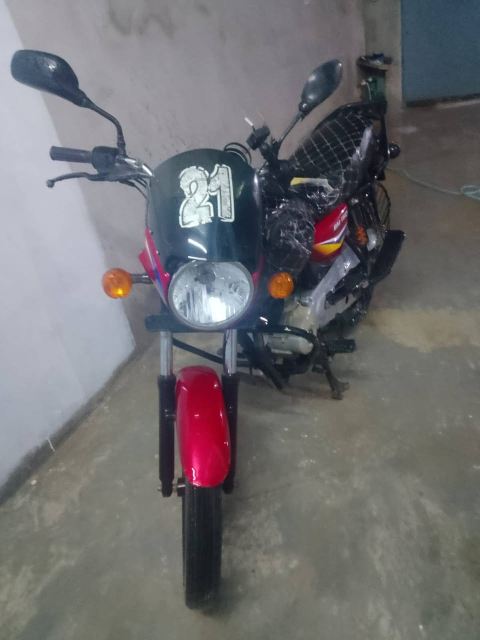 للبيع دراجه بوكسر موديل 2021 مرقمه ديالى السعر 1650 وبيها مجال للطيبين للتصال *********** ما ممدود عليهى سبانه ابد المحرك بلادي

