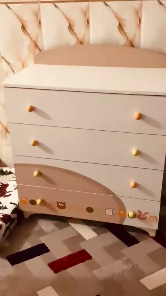 مرحبااا غرفة نوم  اطفال تركي من هوم سنتر خشب ثكيل مو خفيف ب٣٥٠ وبيه مجال 
سعر الشراء بمليونين
  علما الكاروك والديكور ينشال يصير جريابه  لنفر  واكو فديوات تفصيلي ..
 بغداد الشعب


**إذا كنت صاحب هذا الإعلان وتريد حذفه لأي سبب، رجاءا أرسل رسالة إلى الدعم الفني**