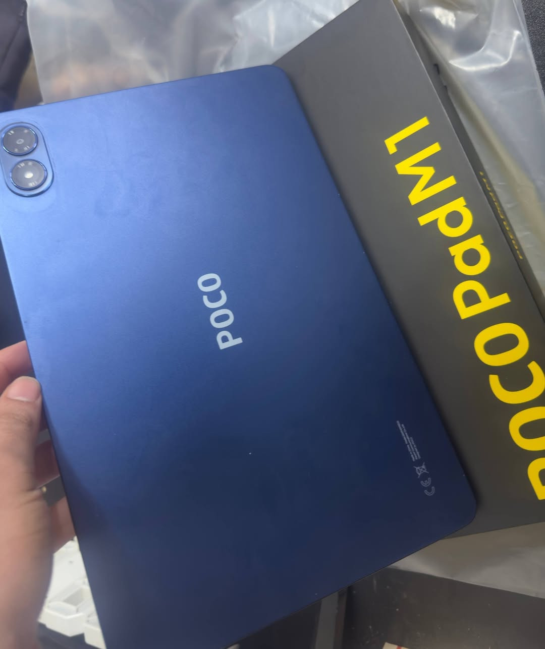 #للبيع مستخدم شهر واحد فقط 
بوكو باد M1 ذاكرة 256 
معالج سناب دراكون 7s Gen4 
يشغل 90 فريم بوبجي واذا نزل تحديث جديد يصير يشغل 120 فريم ي يعني سلاسة فوول
بطاريته 12000m شاحنة 35 واط
تكفيك يومين استخدام بسيط ويوم استخدام قوي
شاشة بتردد 120 هرتز اعلى شي يعني 
وياه ضمان 18 شهر في حال اي خلل بيه 
باگيته حتى ممفتوح كل شي وياه موجود والشاحن ممفتوح 
اشتريته ب370 الف ورايدة 325 الف وبي مجال بسيط


**إذا كنت صاحب هذا الإعلان وتريد حذفه لأي سبب، رجاءا أرسل رسالة إلى الدعم الفني**