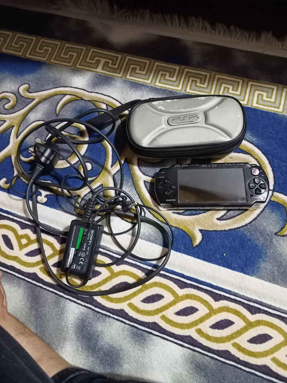 Psp sony model 2000 
مهكره جاهزه مع جنته و شاحن اصلي 95 الف مع توصيل قفل بدون معامله داخل عراق فقط و جهاز يجي مع ميمور 8 كيكا


**إذا كنت صاحب هذا الإعلان وتريد حذفه لأي سبب، رجاءا أرسل رسالة إلى الدعم الفني**