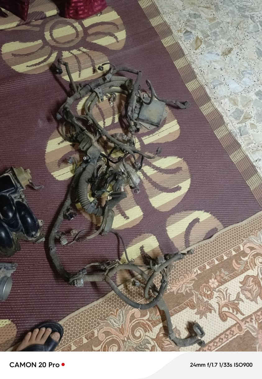 سلام عليكم غراص مال شاهينه ثلاجه وضفيره هيه وفيشه كامله مكمله ومصاطر ثنين ومروحه كلهن شرط شغالات المكان نجف رقم التلفون  *********** الخاص مغلق
